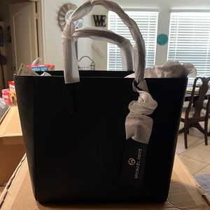 Michael Kors Pebbled Leather Sinclair Tote